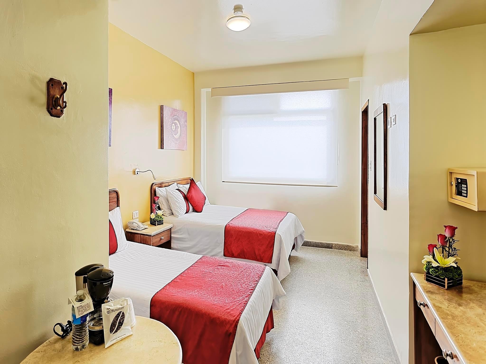 Olmeca Plaza Urban Express Hotel Виляермоса Екстериор снимка