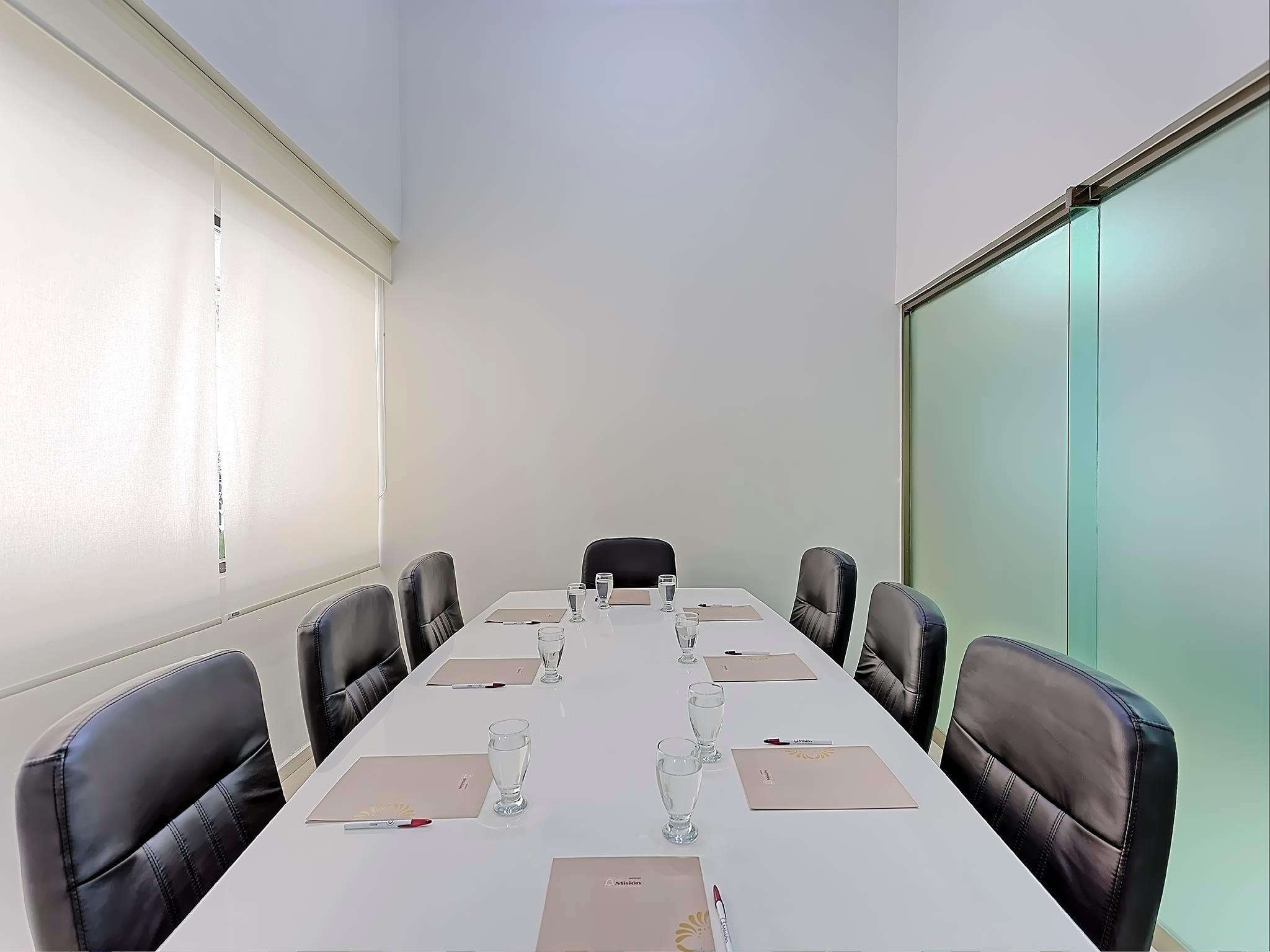 Olmeca Plaza Urban Express Hotel Виляермоса Екстериор снимка